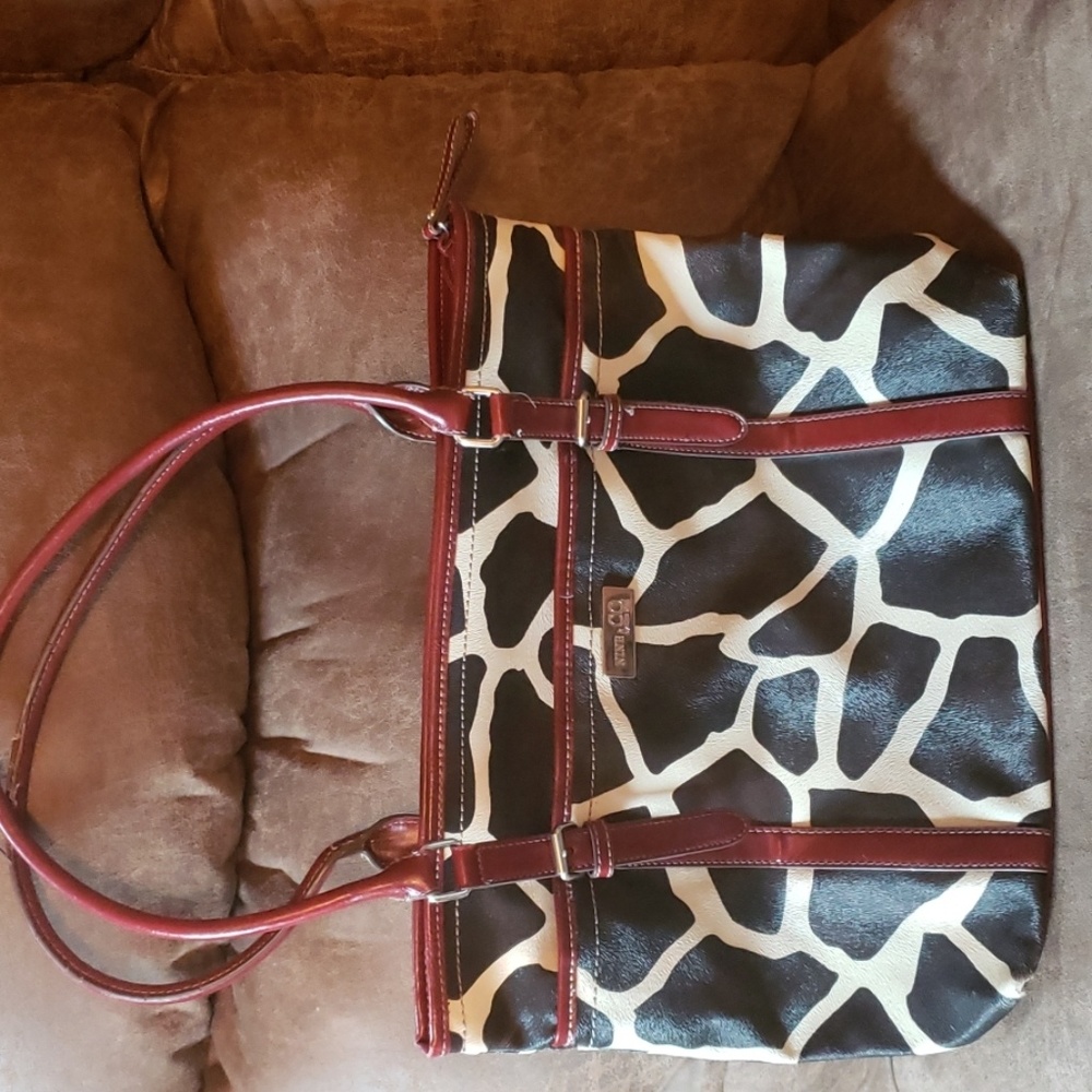 Nine and CO bag